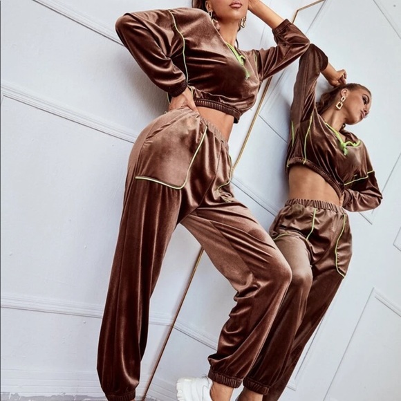 Set - Picture 4 of 9